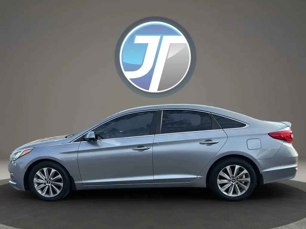 Hyundai Sonata photo 18