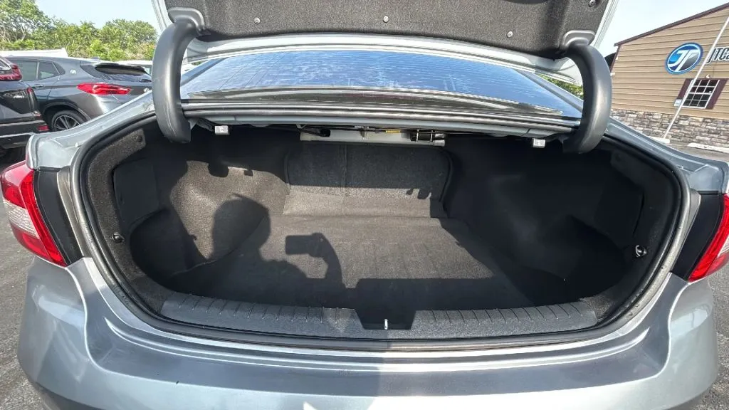 Hyundai Sonata photo 19