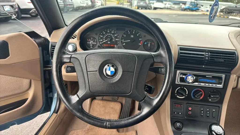 BMW Z3 photo 8