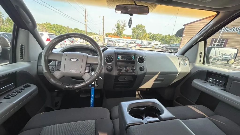 Ford F-150 photo 19