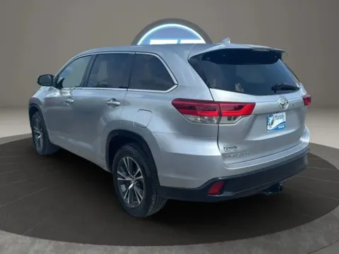 More photos of 2017 Toyota Highlander LE Plus Sport Utility 4D at JT Wholesale Auto, Inc., OK