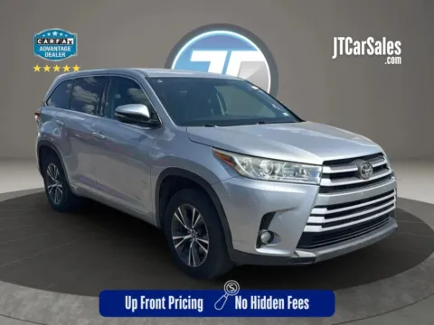 Gray 2017 Toyota Highlander LE Plus Sport Utility 4D for sale in Broken Arrow, OK