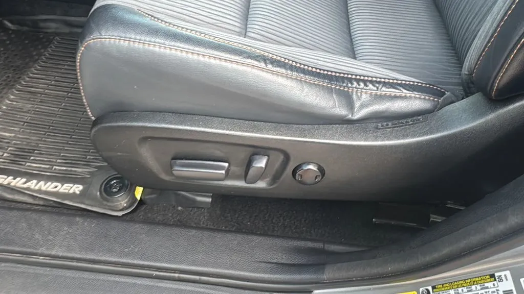 Toyota Highlander photo 31