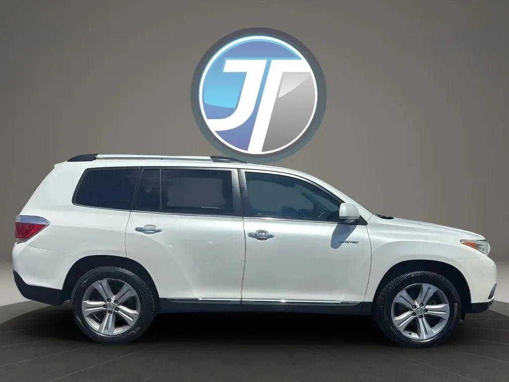 Toyota Highlander photo 15