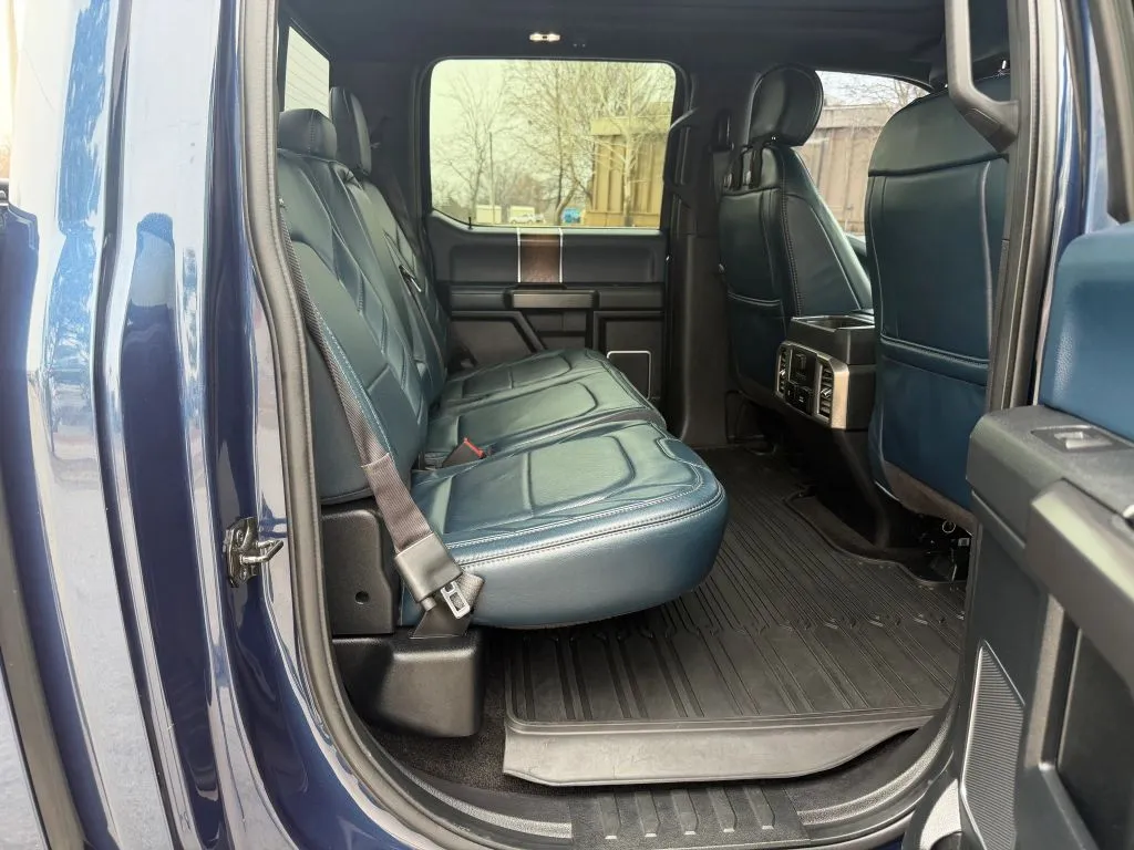 Ford F-150 photo 8