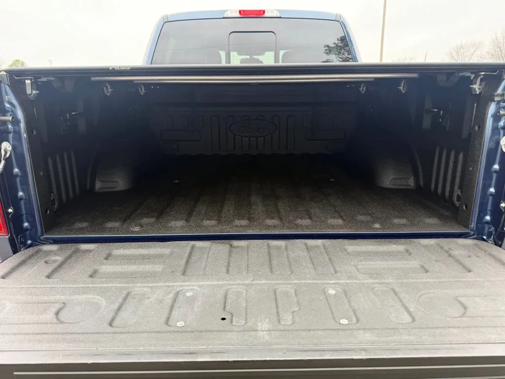 Ford F-150 photo 25