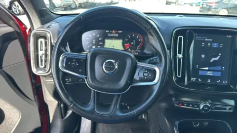 More photos of 2019 Volvo XC40 T5 Momentum Sport Utility 4D at JT Wholesale Auto, Inc., OK