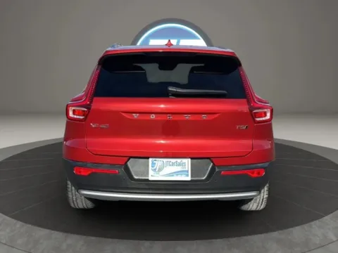 More photos of 2019 Volvo XC40 T5 Momentum Sport Utility 4D at JT Wholesale Auto, Inc., OK