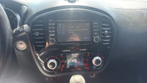 More photos of 2016 Nissan JUKE SL Sport Utility 4D at JT Wholesale Auto, Inc., OK