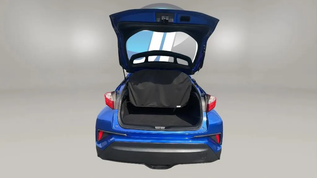 Toyota C-HR photo 23