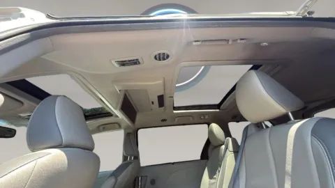 More photos of 2014 Toyota Sienna Limited Minivan 4D at JT Wholesale Auto, Inc., OK