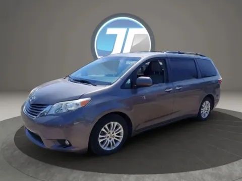 More photos of 2015 Toyota Sienna XLE Premium Minivan 4D at JT Wholesale Auto, Inc., OK