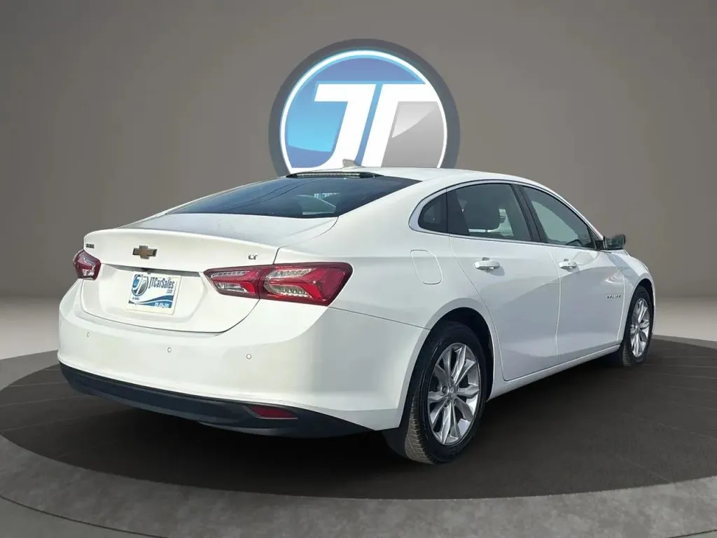 Chevrolet Malibu photo 14
