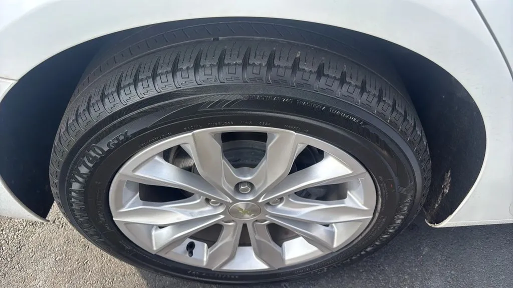Chevrolet Malibu photo 11