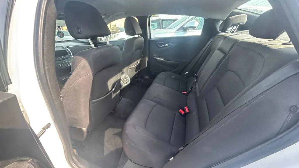 Chevrolet Malibu photo 27