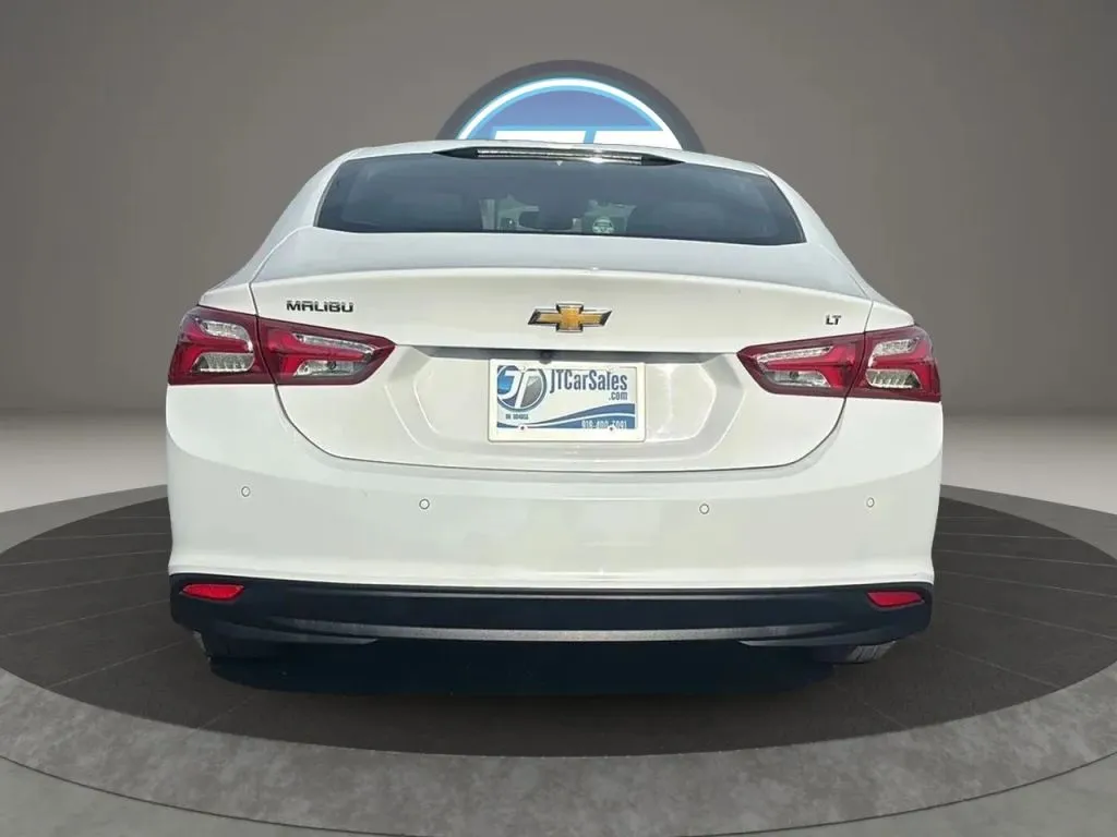 Chevrolet Malibu photo 12