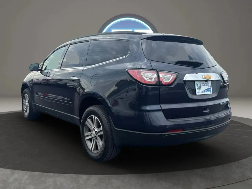 Chevrolet Traverse photo 9