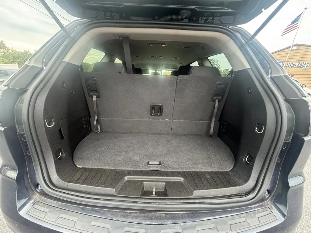 Chevrolet Traverse photo 25