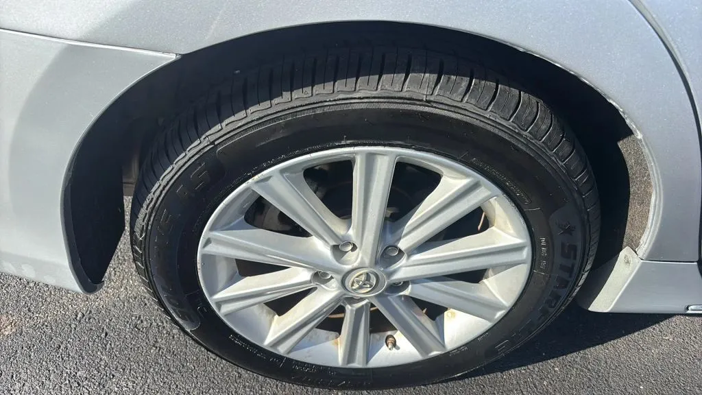 Toyota Camry photo 32