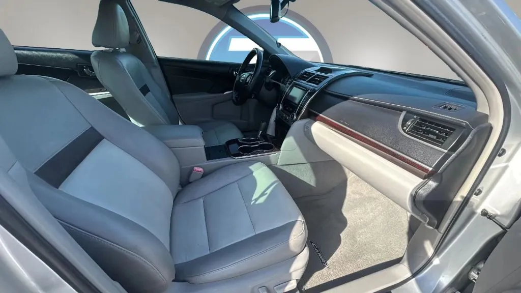 Toyota Camry photo 28