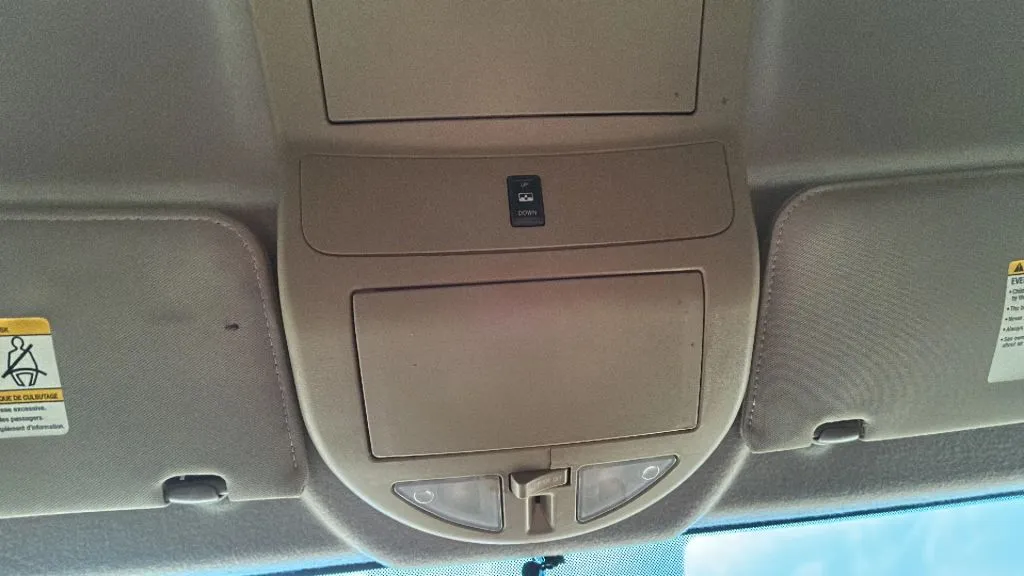 Nissan Titan photo 23