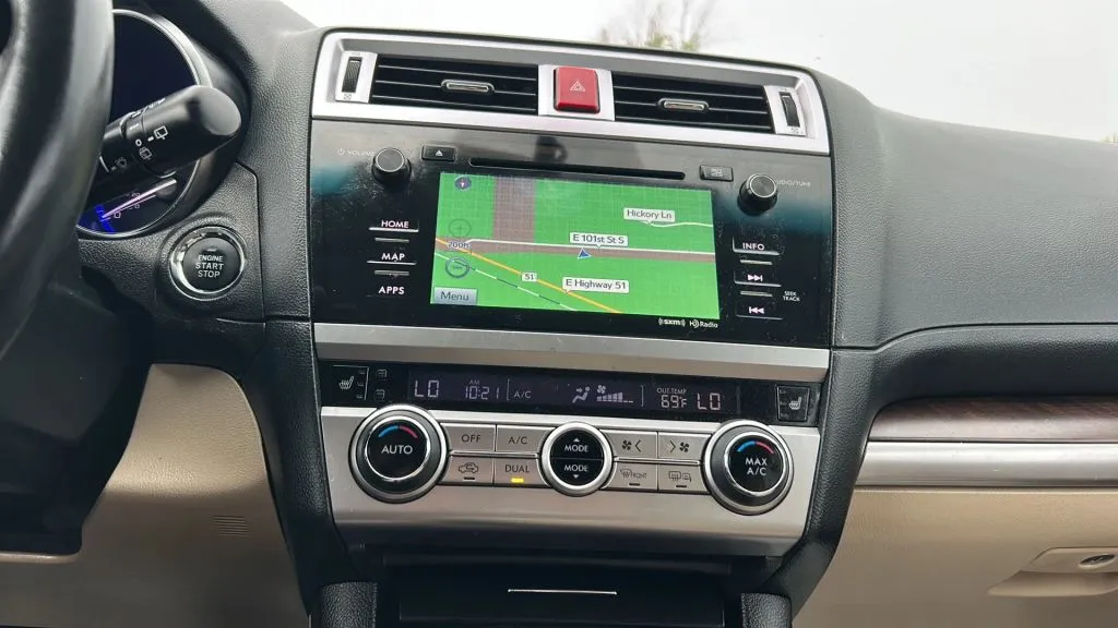 Subaru Outback photo 9