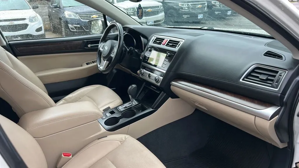 Subaru Outback photo 14