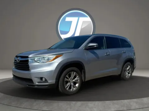 More photos of 2015 Toyota Highlander XLE Sport Utility 4D at JT Wholesale Auto, Inc., OK