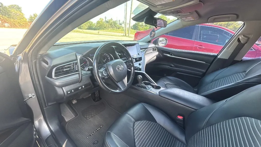Toyota Camry photo 26