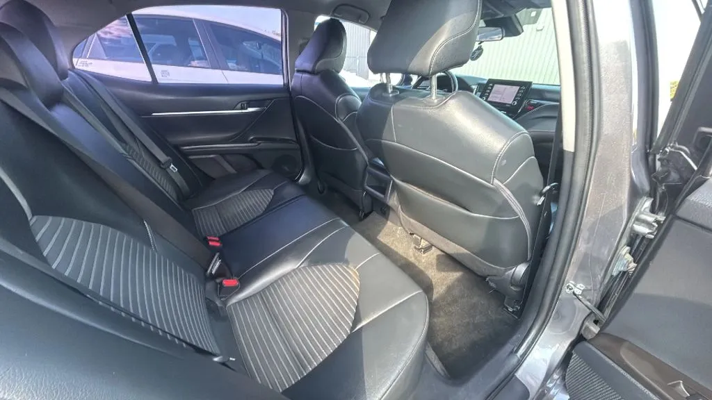Toyota Camry photo 23
