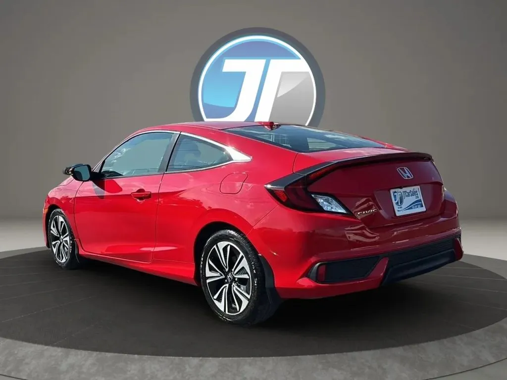 Honda Civic photo 9