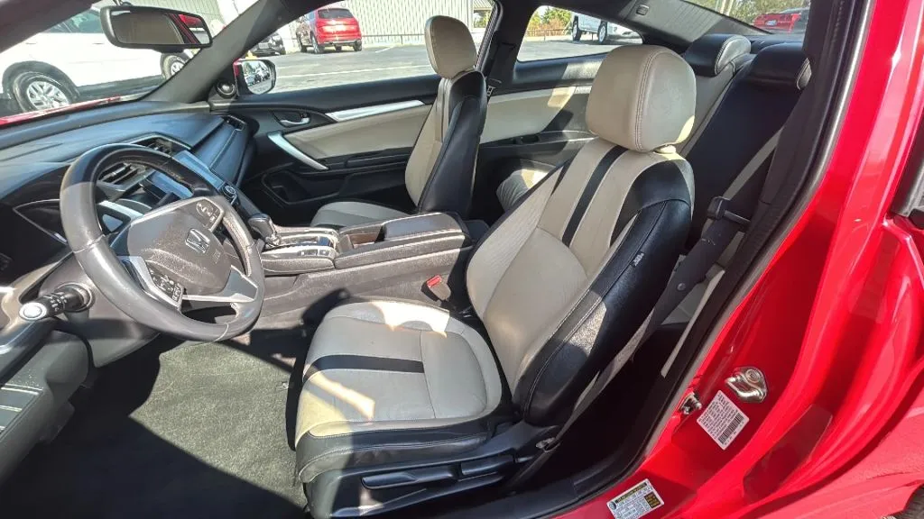 Honda Civic photo 22