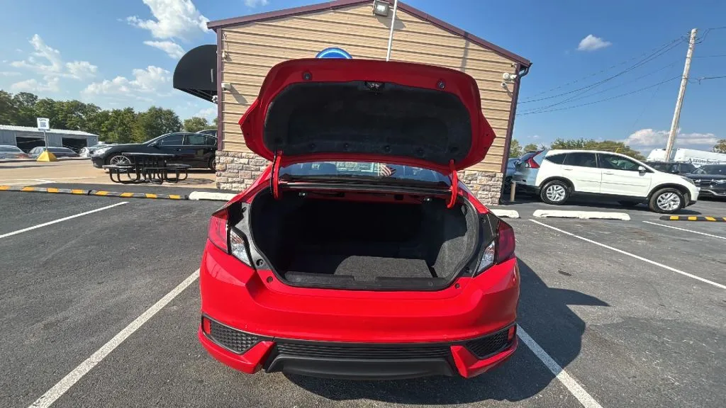 Honda Civic photo 28
