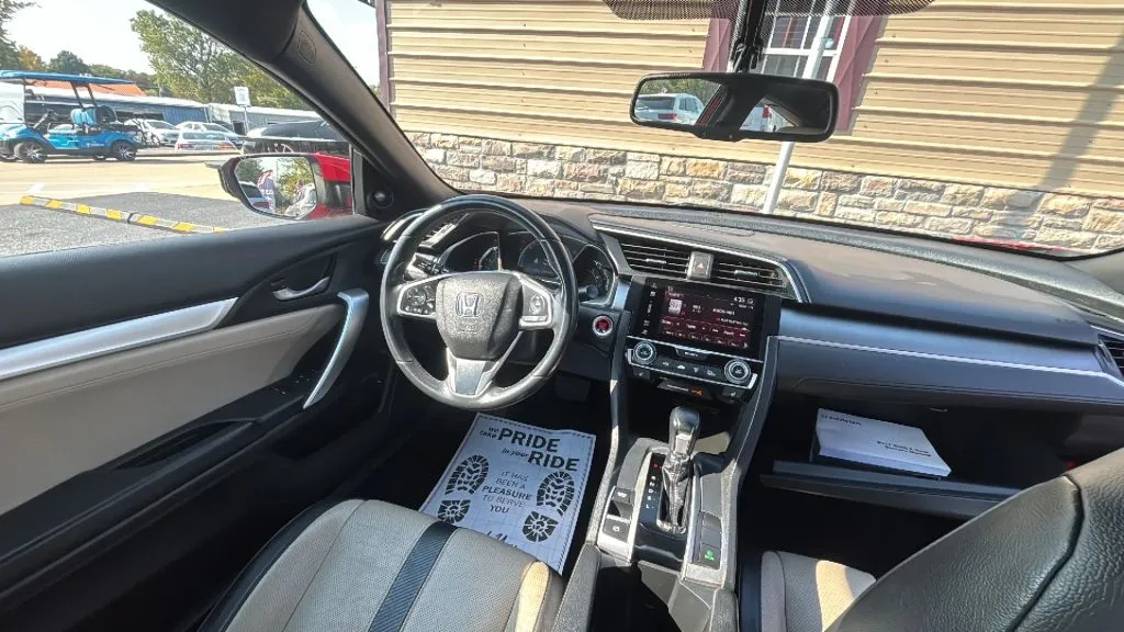 Honda Civic photo 16