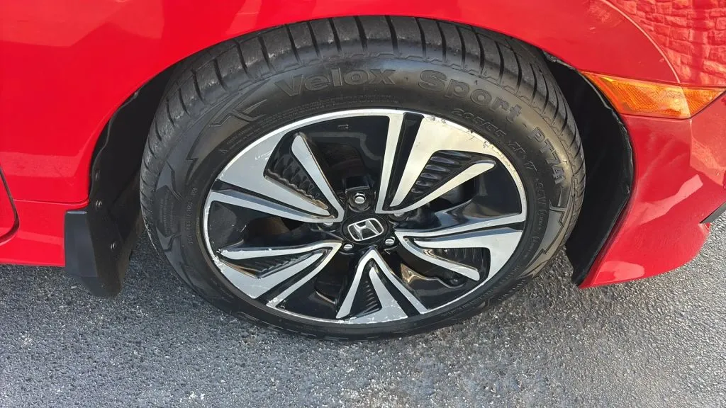 Honda Civic photo 34