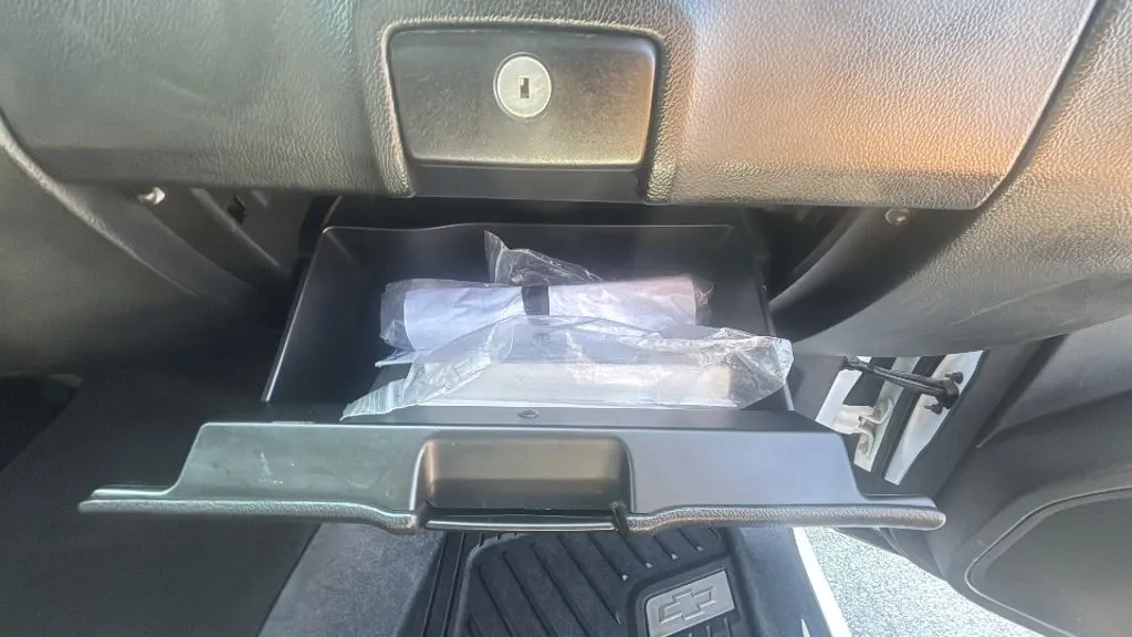 Chevrolet Silverado photo 28