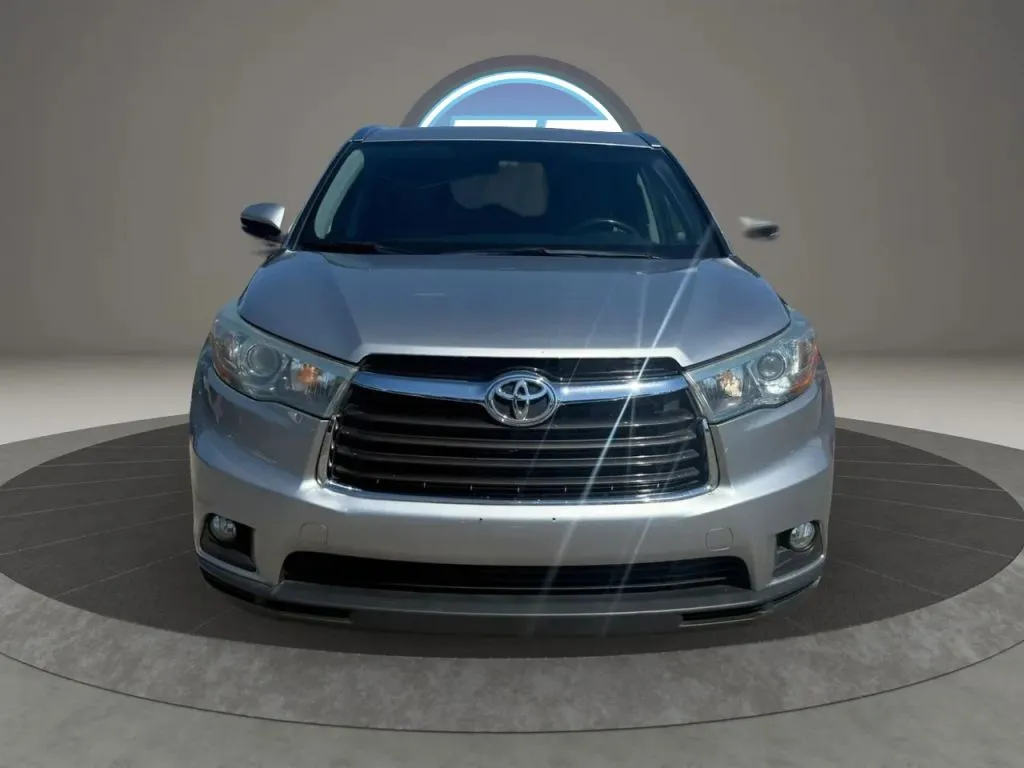 Toyota Highlander photo 7