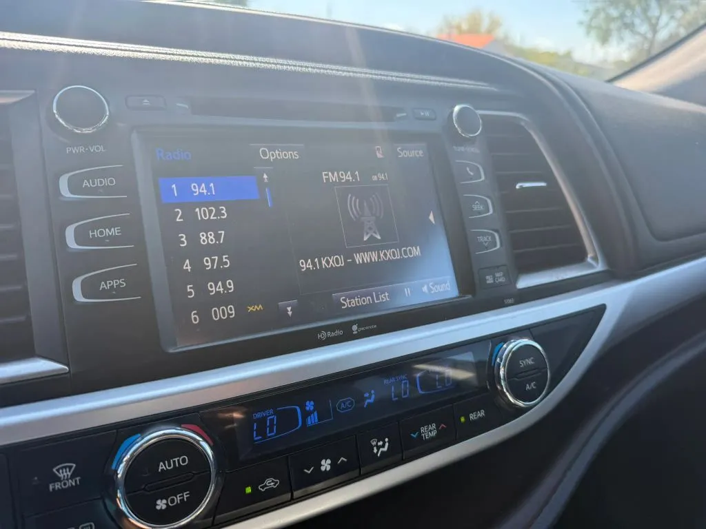 Toyota Highlander photo 17