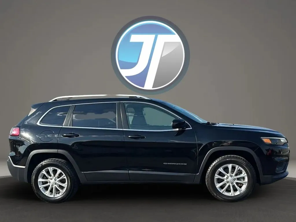 Jeep Cherokee photo 7