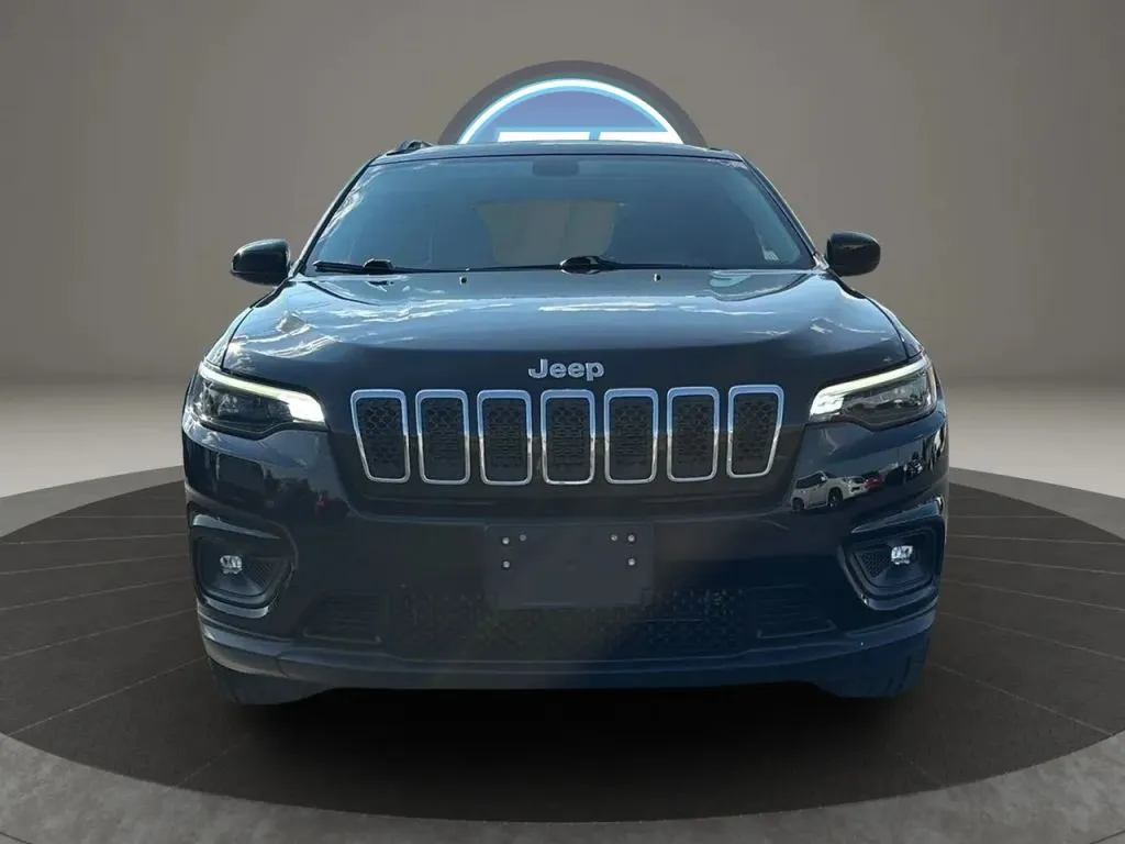 Jeep Cherokee photo 4