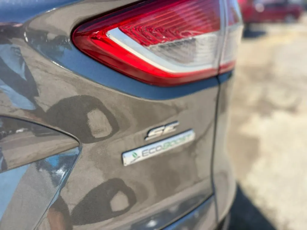 Ford Escape photo 20