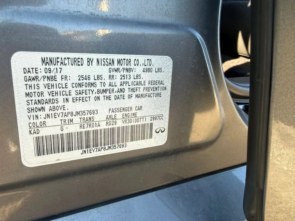 Infiniti Q50 photo 25