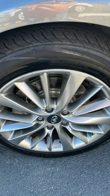 Infiniti Q50 photo 33