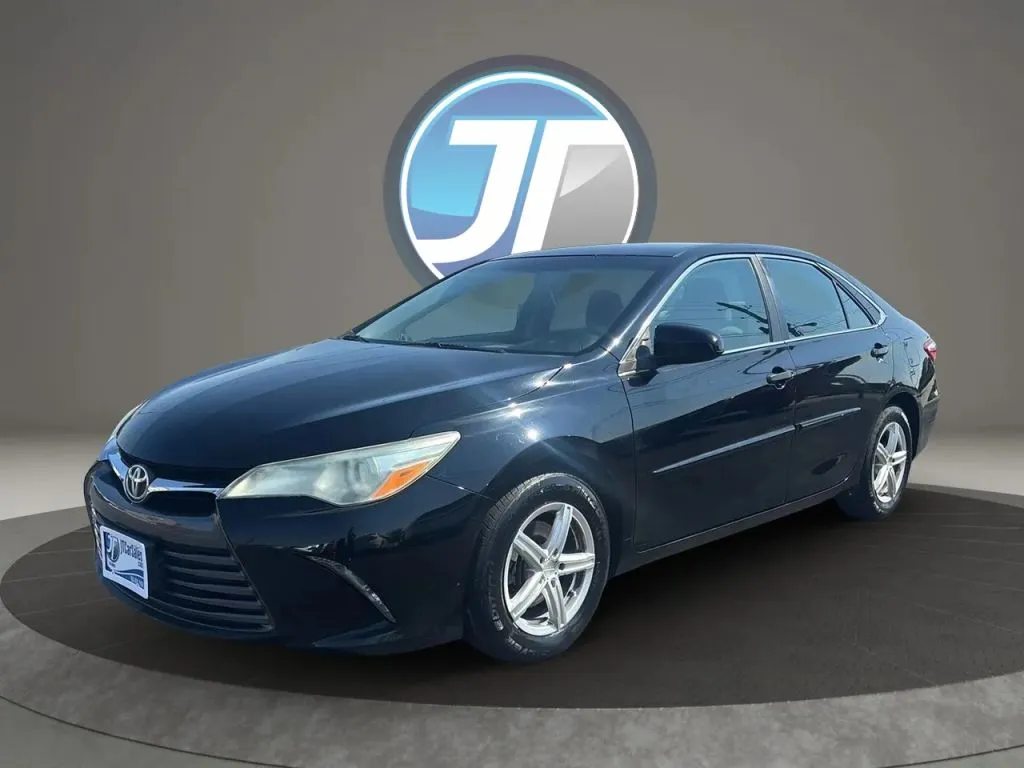 Toyota Camry photo 19