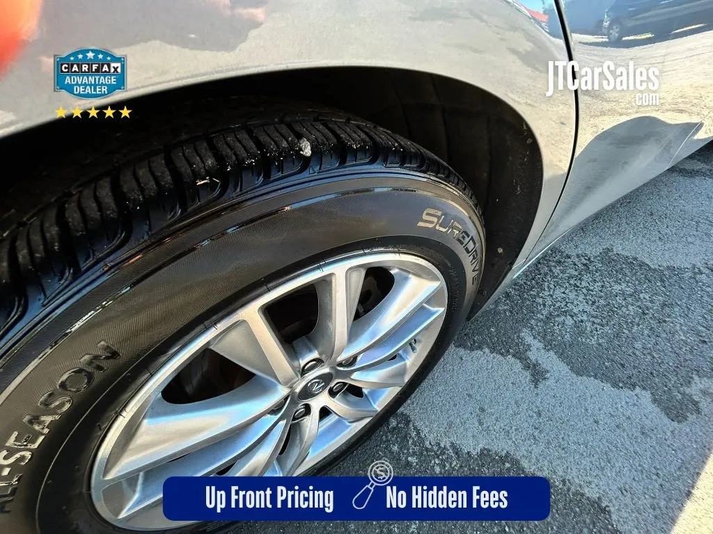 Infiniti Q50 photo 42