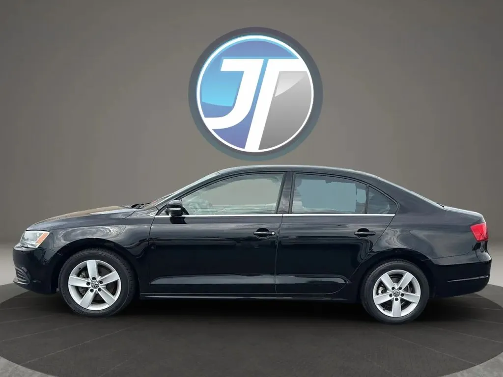 Volkswagen Jetta photo 19