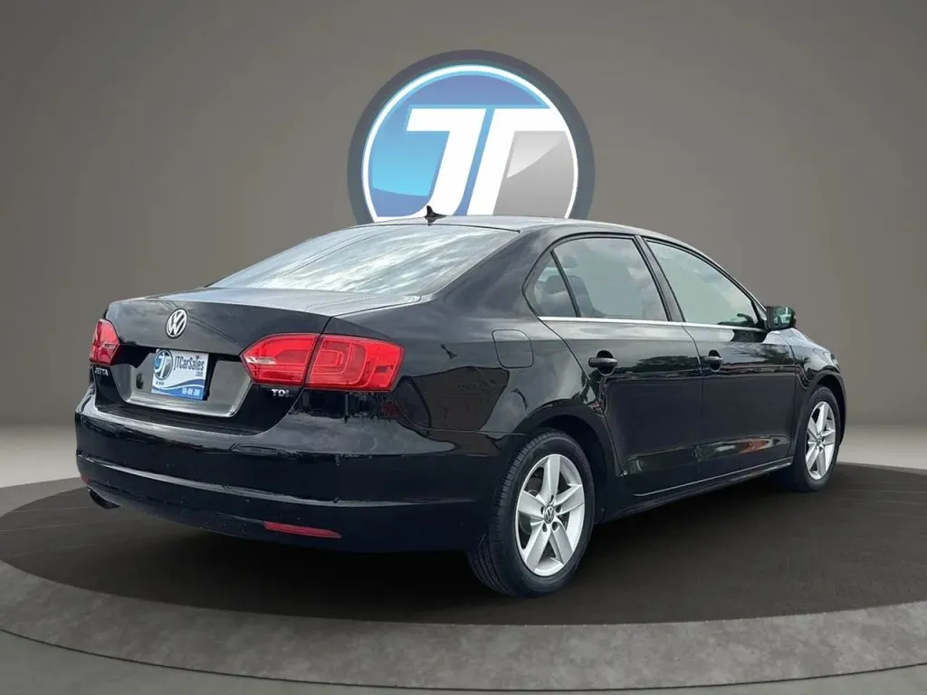 Volkswagen Jetta photo 13