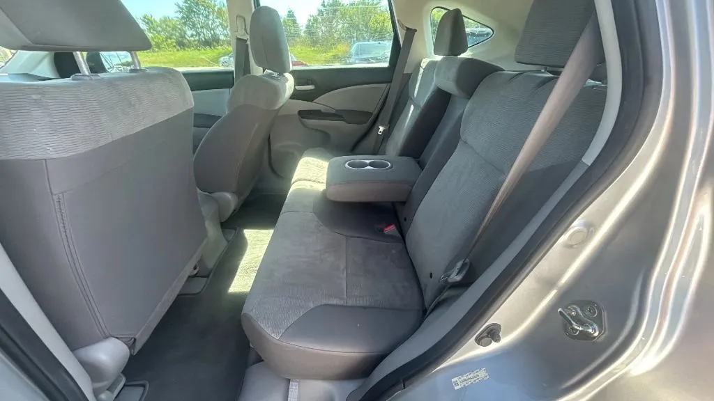 Honda CR-V photo 8