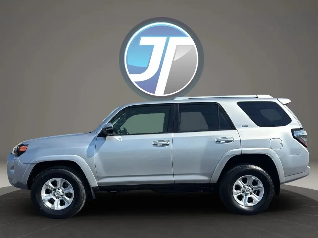 Toyota 4Runner photo 15