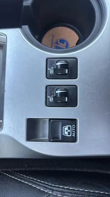 Toyota 4Runner photo 22
